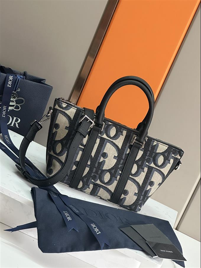 2025228Y 550P203145878